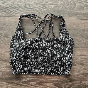 Revolution Sports Bra - Onyx Black Bossy Print